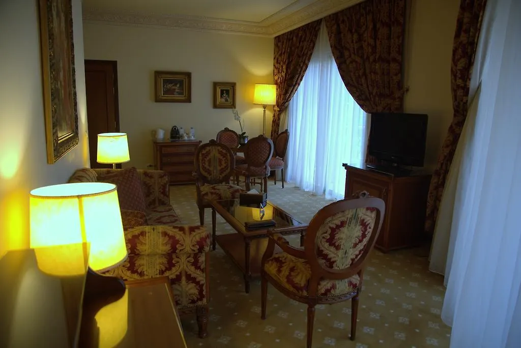 Serenada Golden Palace - Boutique Hotel Beirut Lebanon